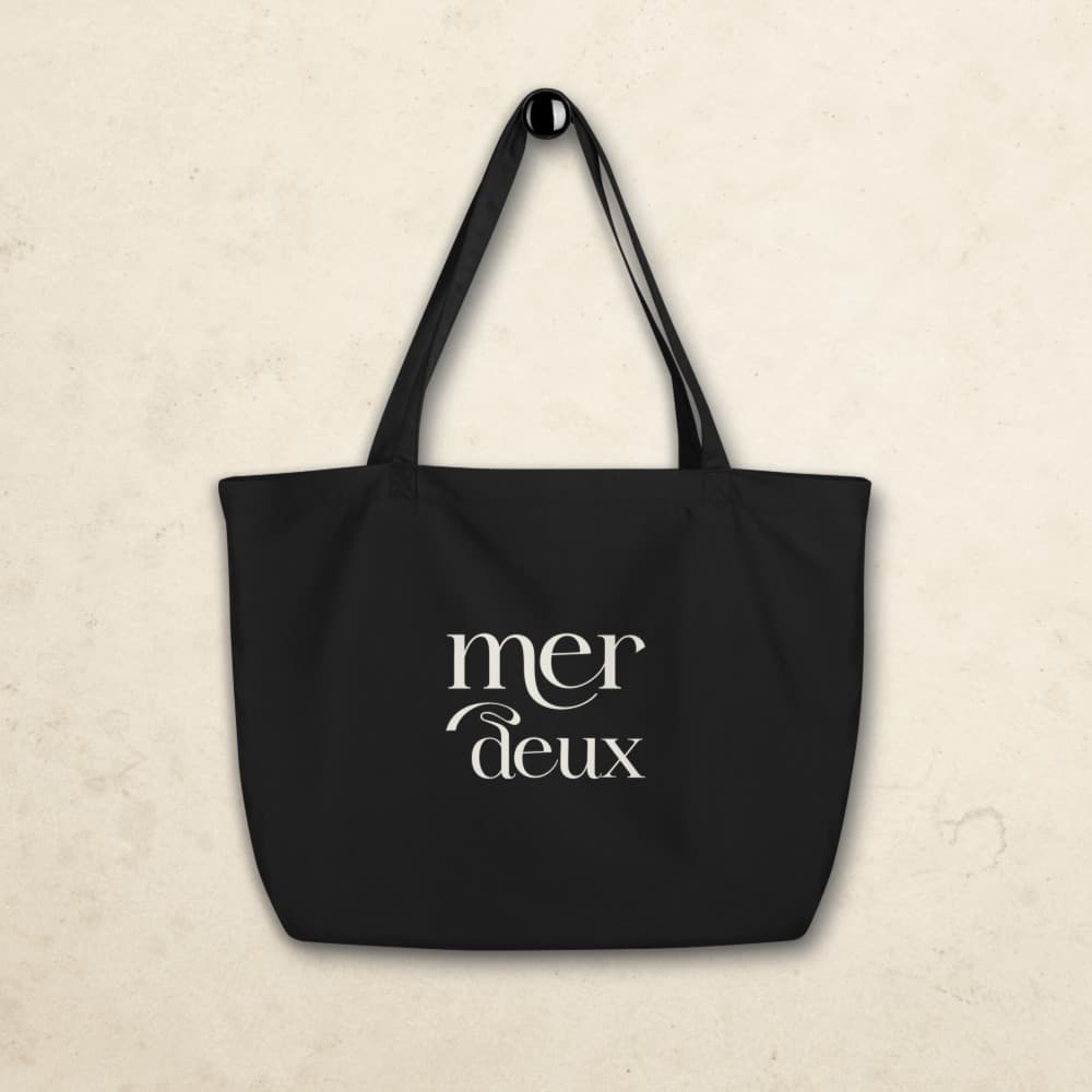 Totebag LG mockup MerDeux hanging